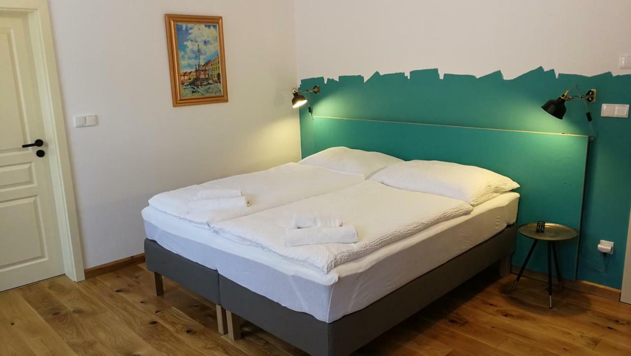Penzion Stastny Medved Znojmo Bagian luar foto