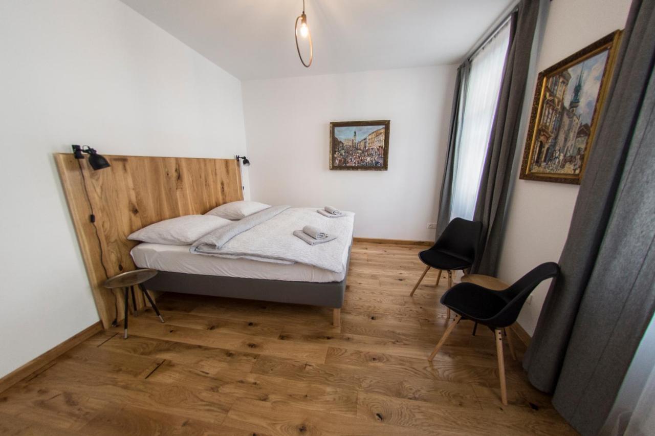Penzion Stastny Medved Znojmo Bagian luar foto